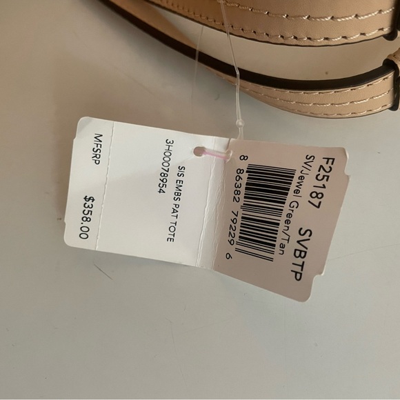 Coach Signature Stripe Embrossed patent Tote Bag - Picture 13 of 14